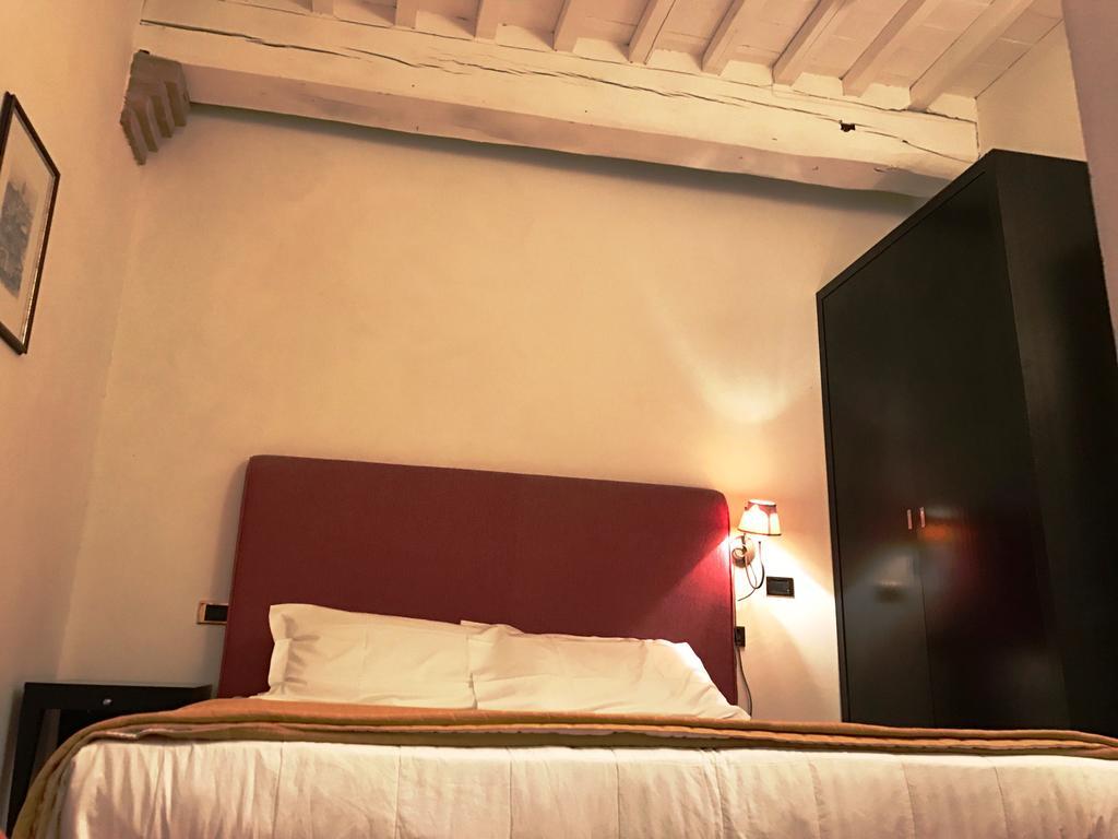 Отель Castello Di Leonina Relais - Adults Only Сиена Экстерьер фото