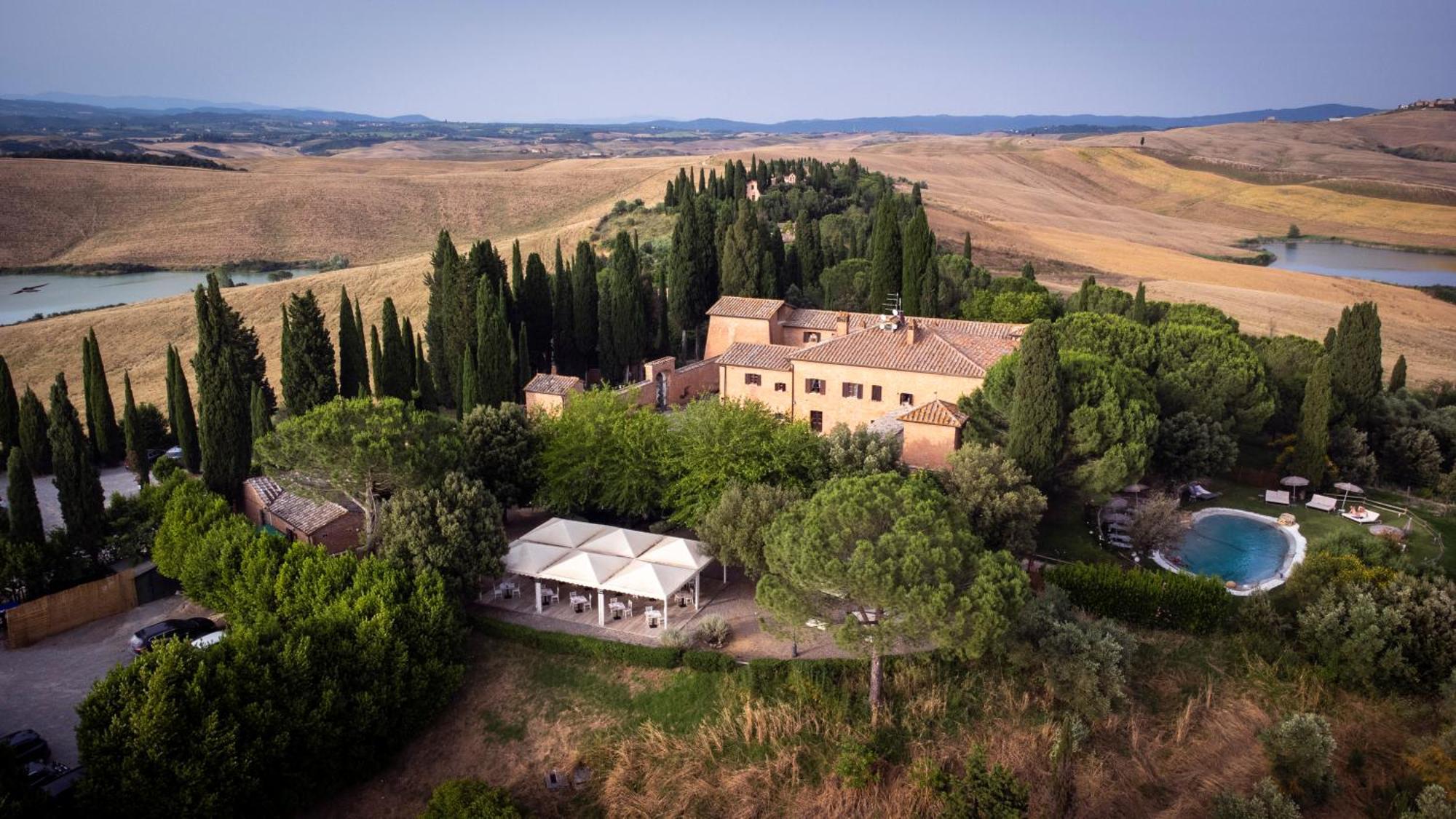 Отель Castello Di Leonina Relais - Adults Only Сиена Экстерьер фото