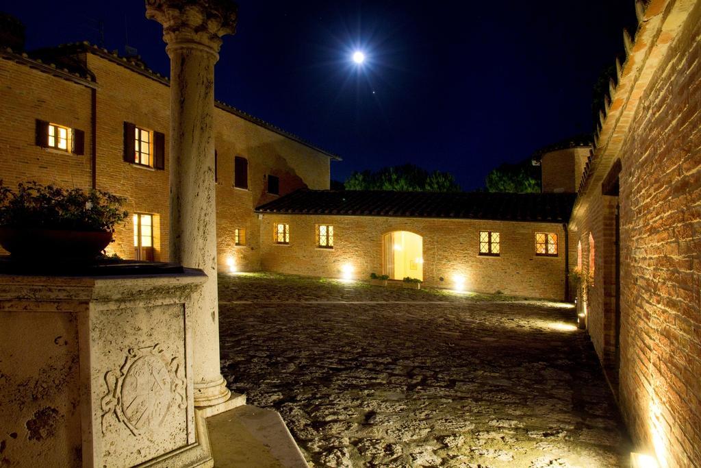 Отель Castello Di Leonina Relais - Adults Only Сиена Экстерьер фото
